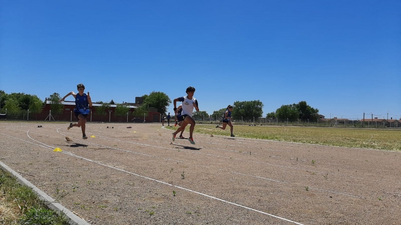 Horarios y reglas bsicas para el uso de la pista de atletismo